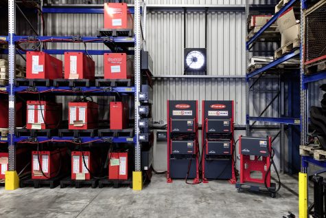 For Linde Hungary, Fronius installed a charging system with four Switch Boxes, each connected to a high frequency battery charging system from the Selectiva 8090 range.