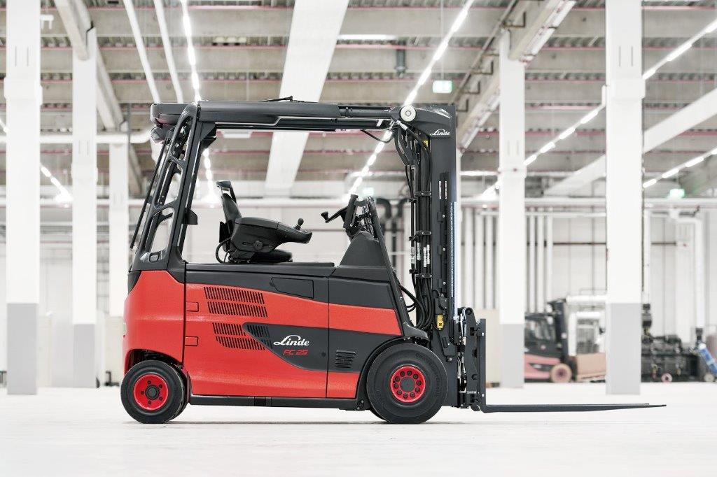 World Premiere For Linde Roadster With Fuel Cell Drive Logistics Inside Logistics Inside